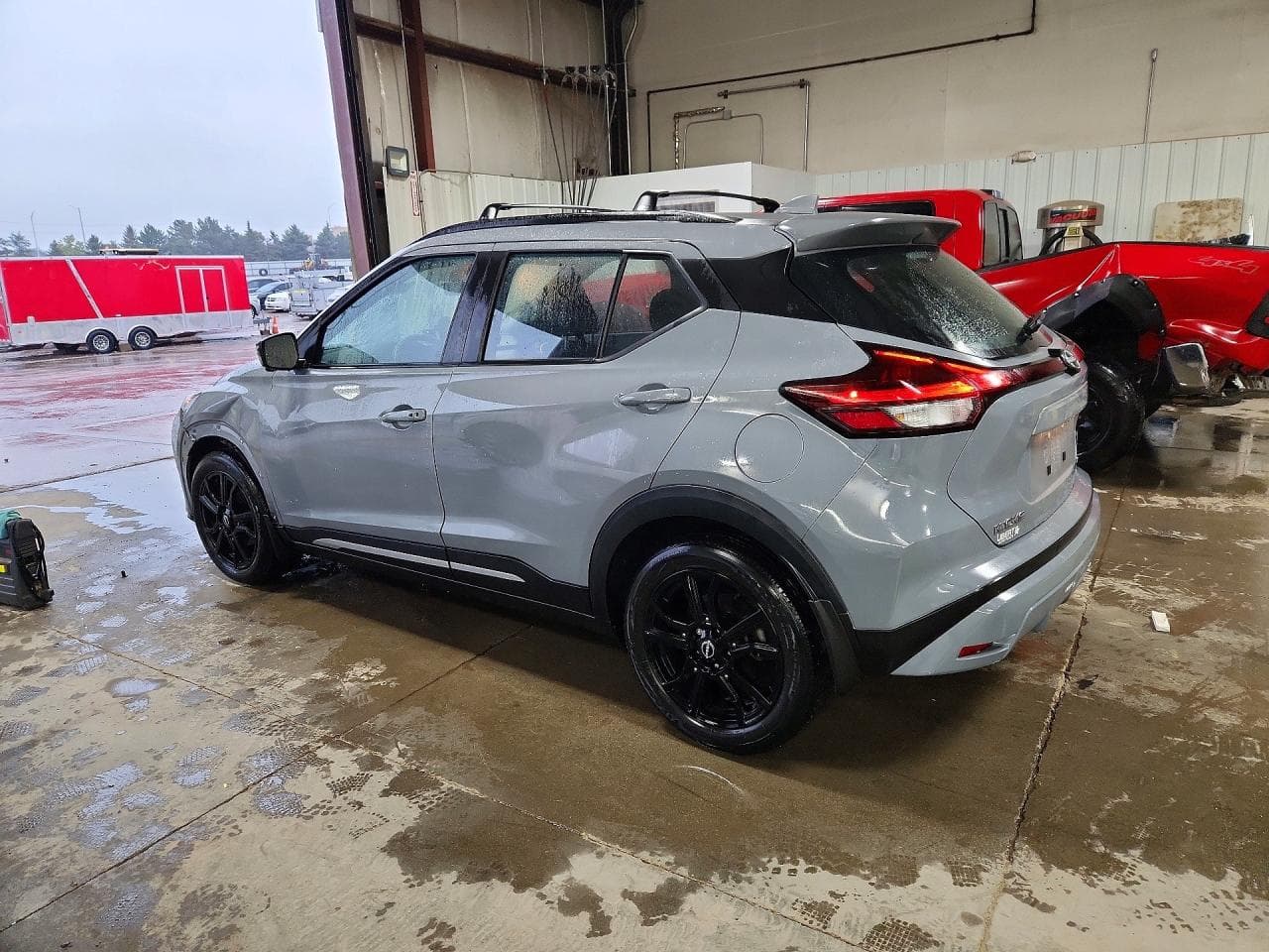 2023 Nissan Kicks Sr - foto 2