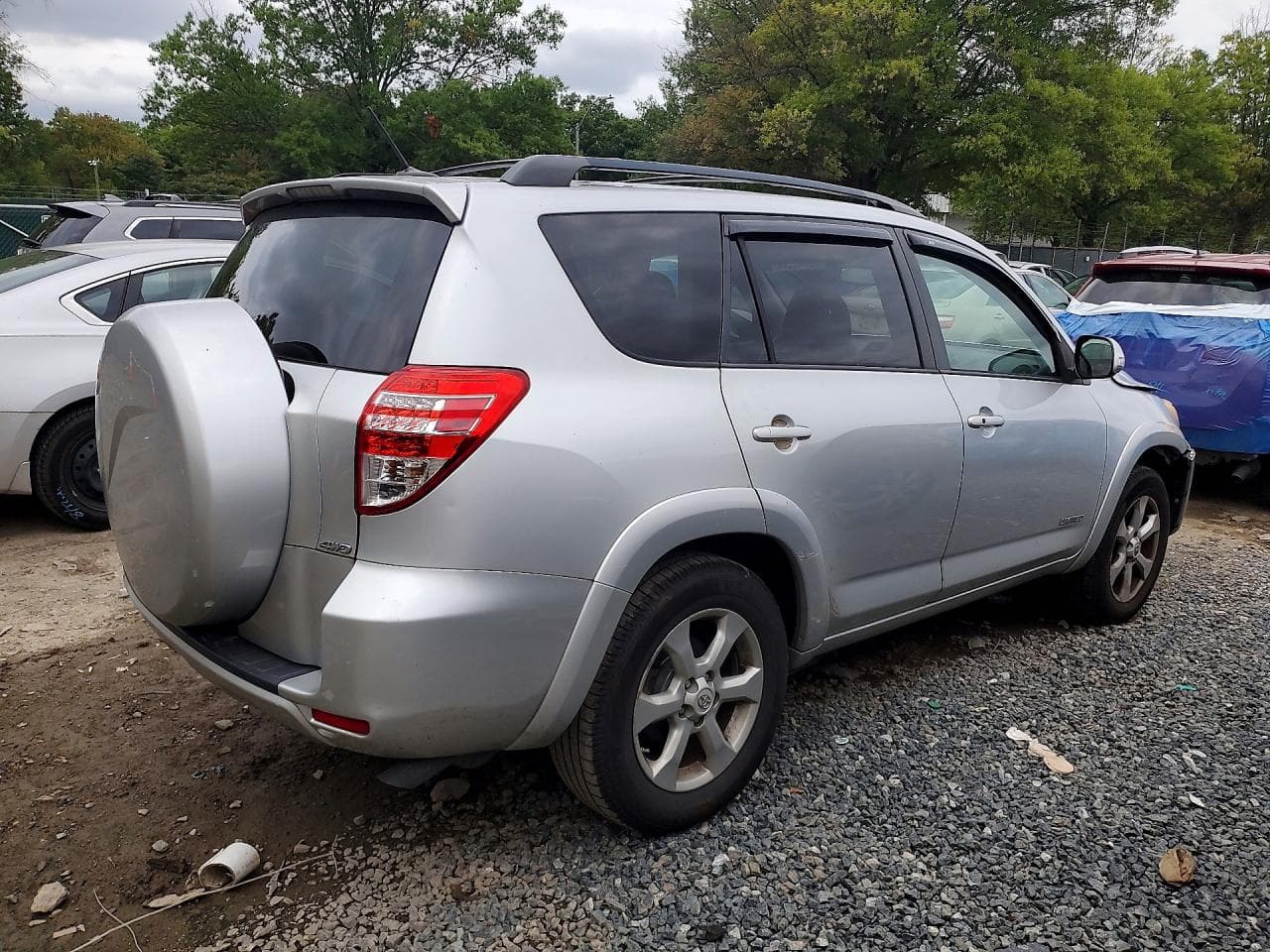 2010 Toyota Rav4 Limited - foto 3