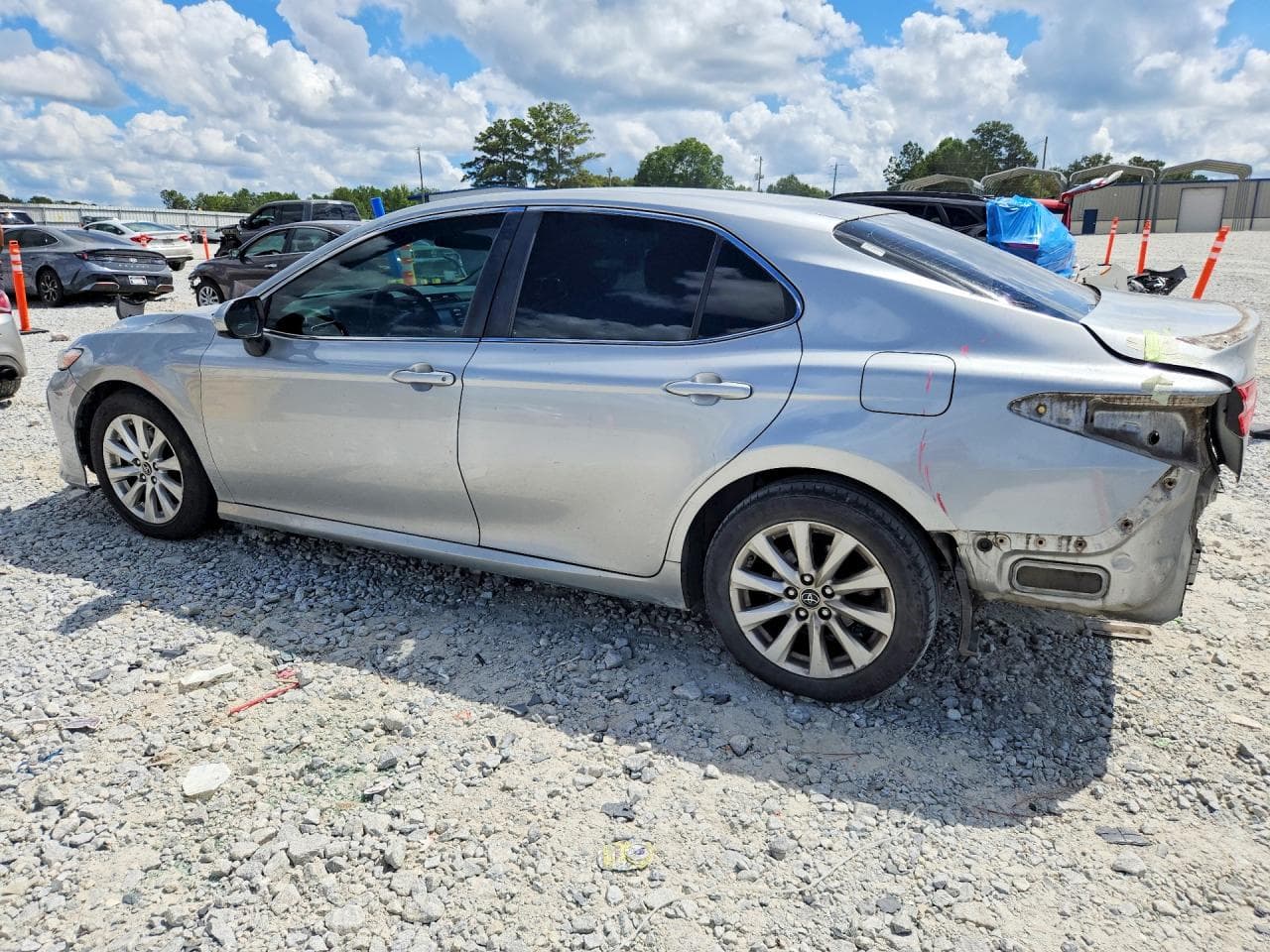 2018 Toyota Camry - foto 2
