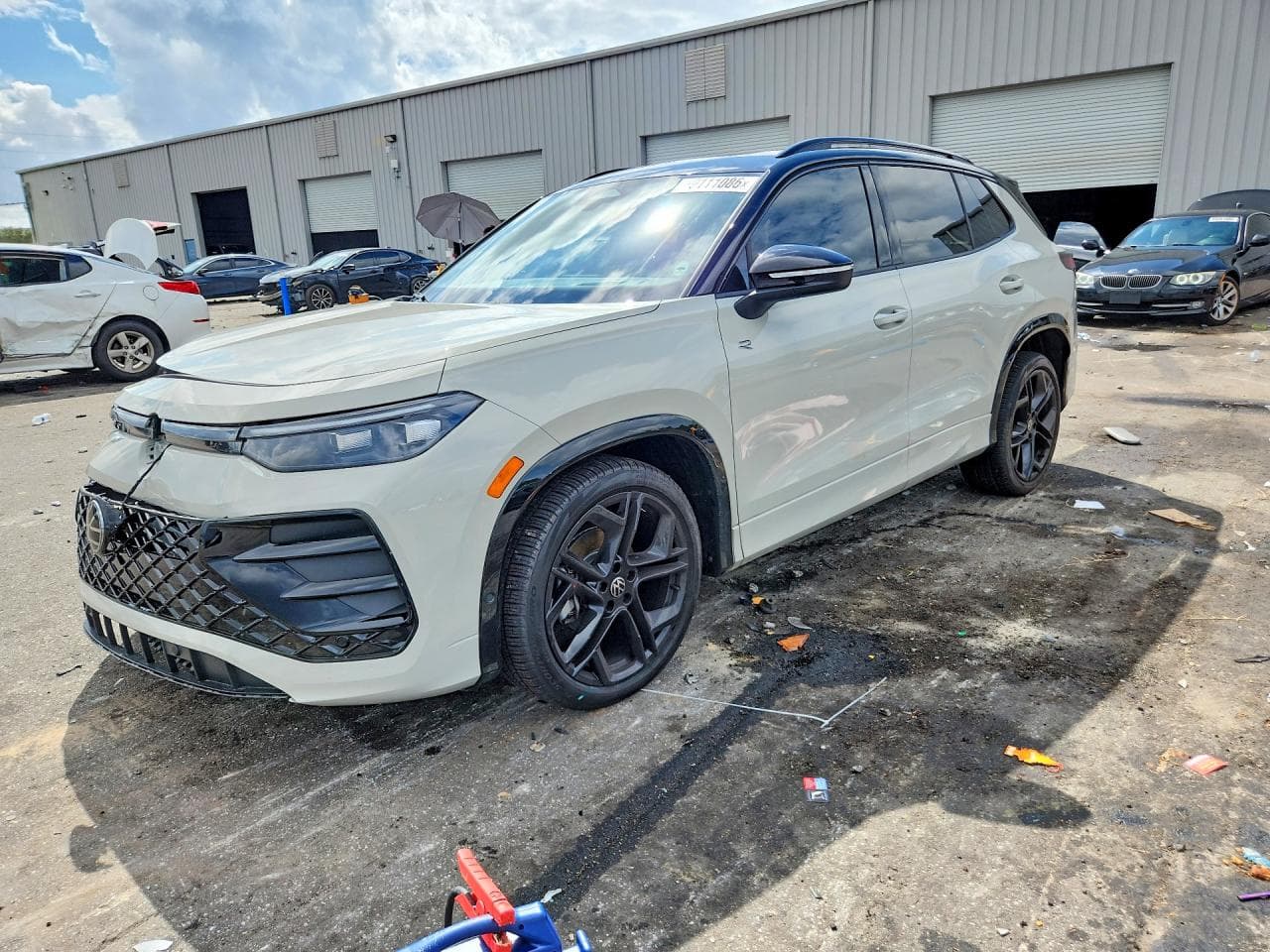 2026 Volkswagen Tiguan Se R-Line Black