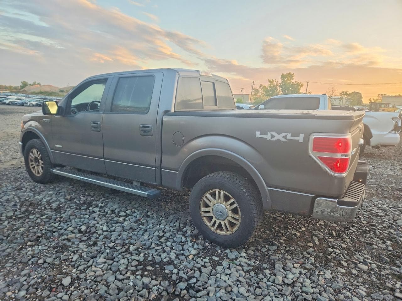 2011 Ford F150 Supercrew - foto 2
