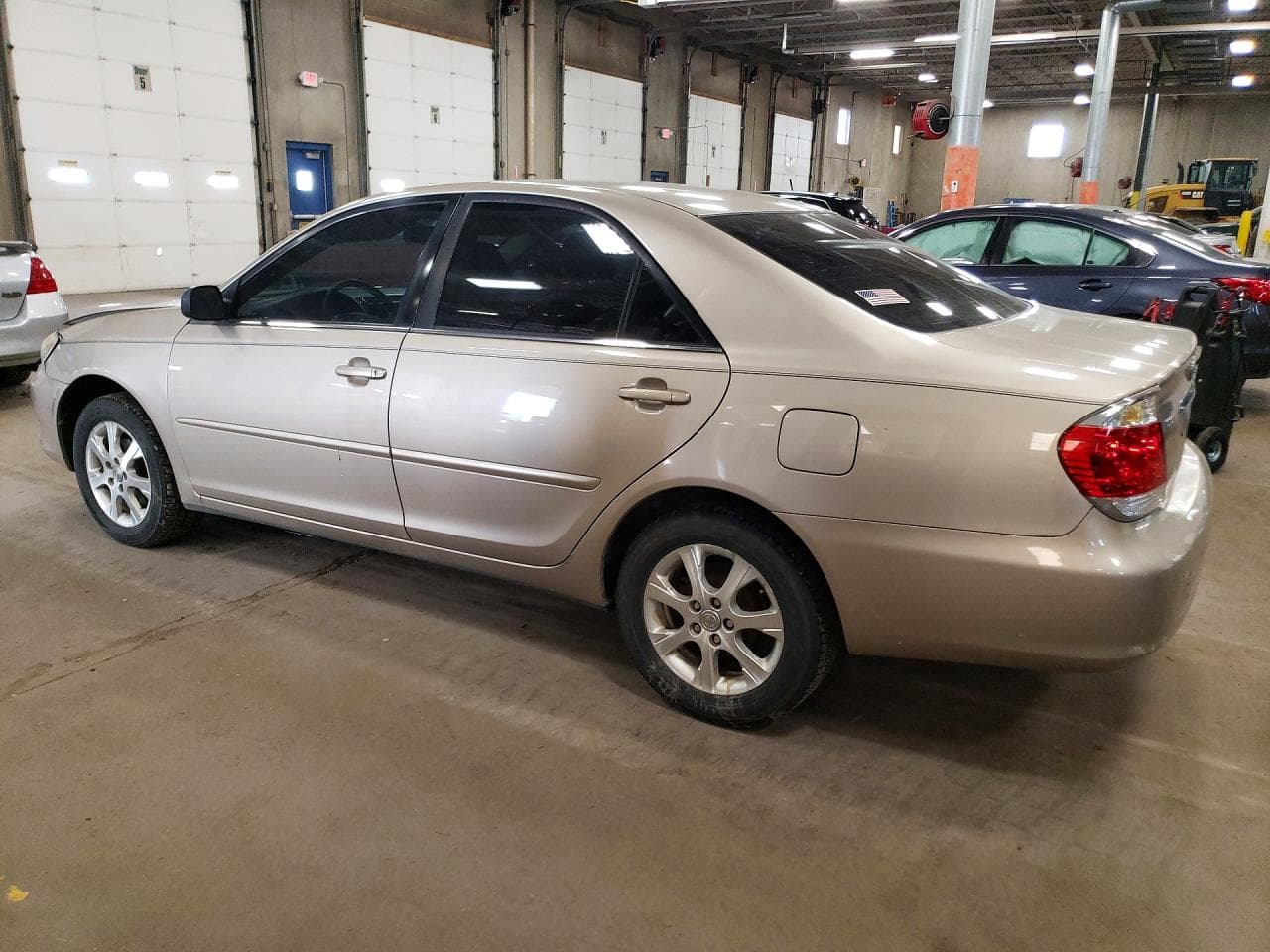 2005 Toyota Camry Standard - foto 2