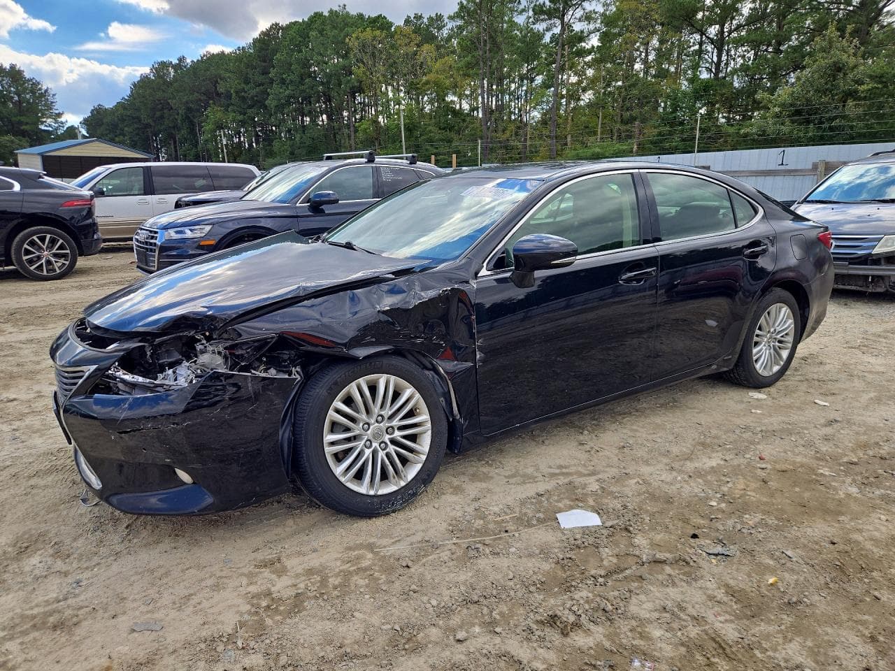 Lexus ES 2013 z USA