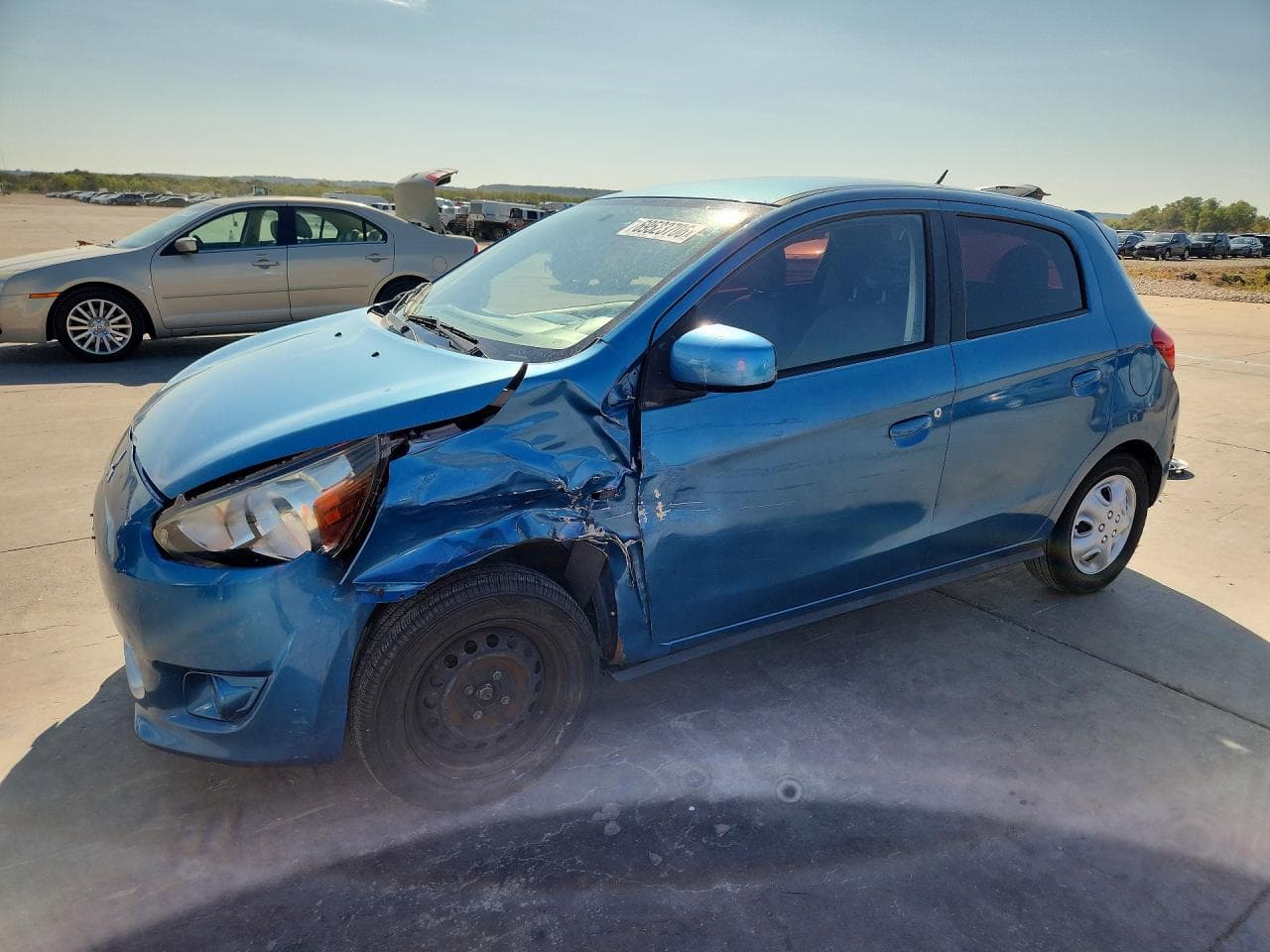 Mitsubishi Mirage 2015 z USA