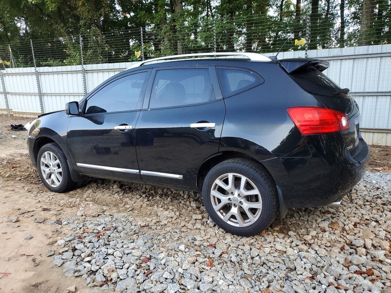 2011 Nissan Rogue S - foto 2