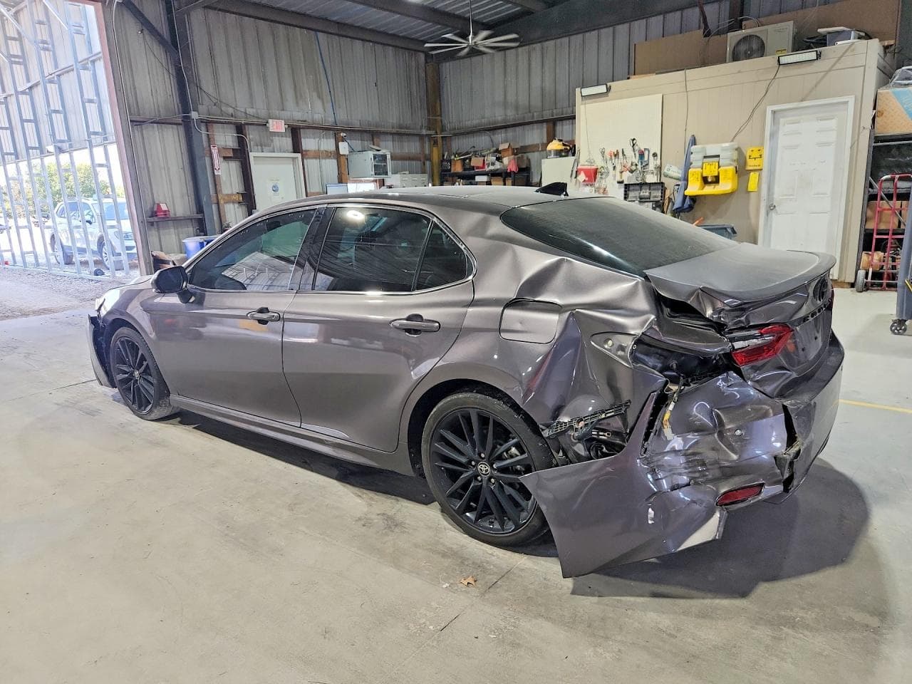 2022 Toyota Camry Xse - foto 2
