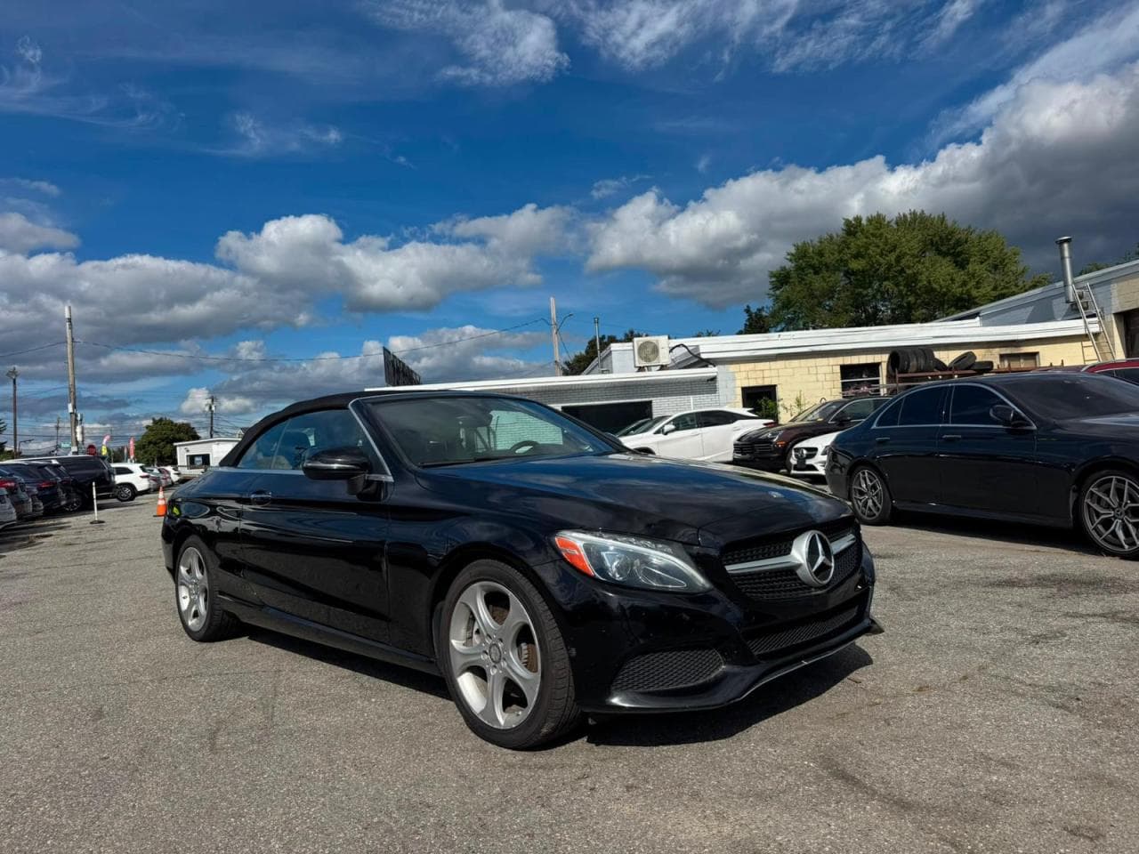 Mercedes-Benz C-klasse 2017 z USA