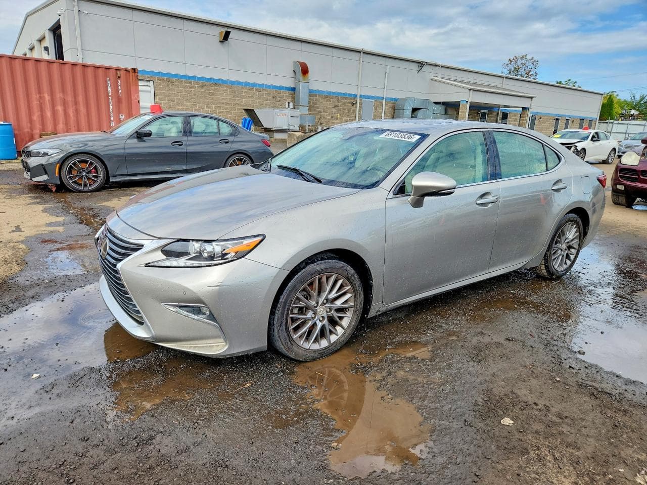 Lexus ES 2018 z USA