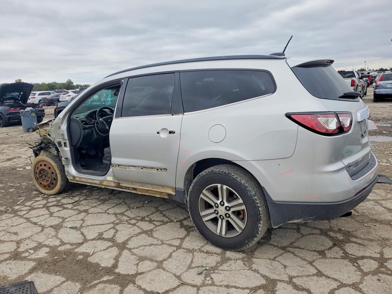 2017 Chevrolet Traverse Lt - foto 2