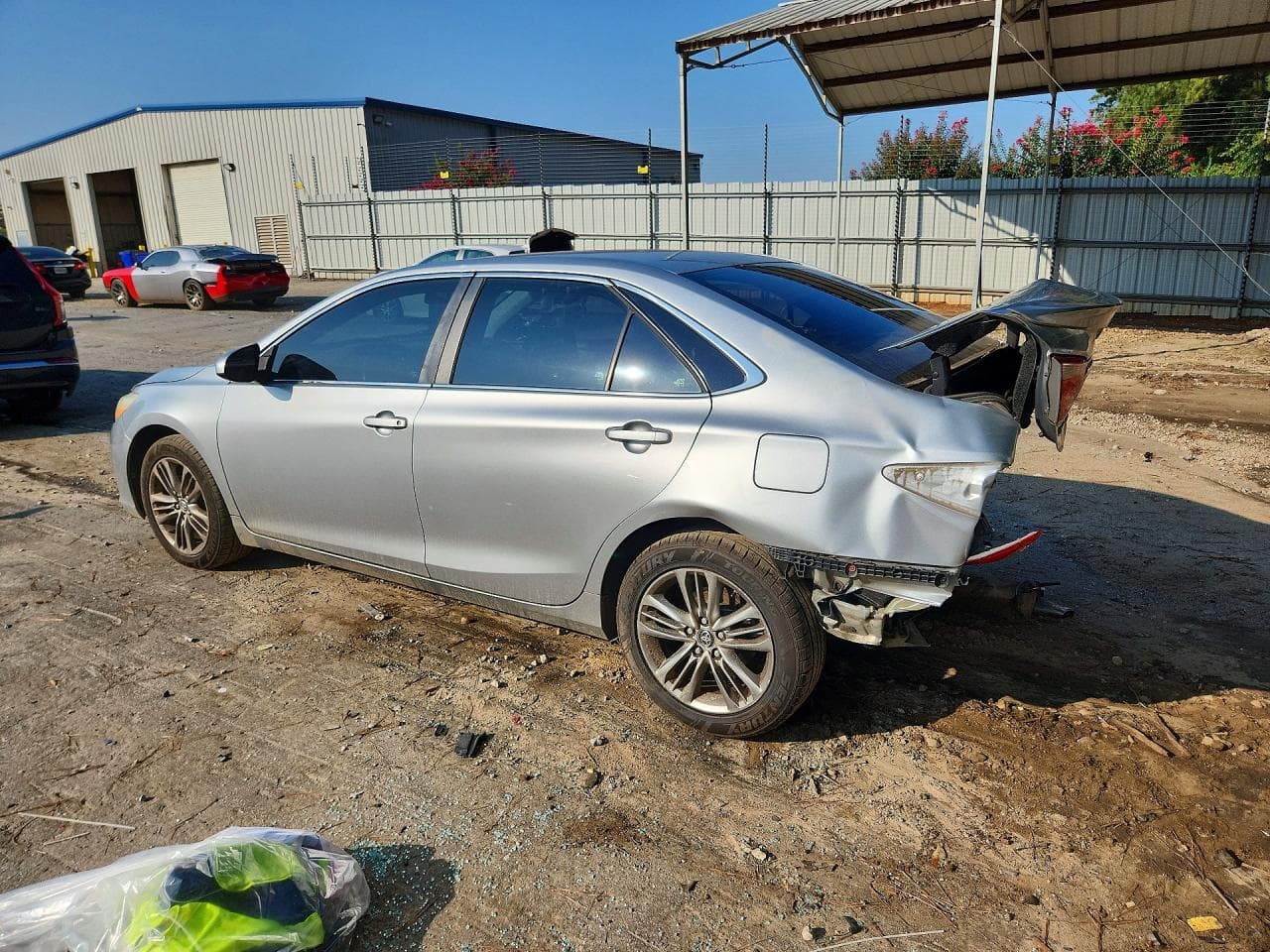 2016 Toyota Camry Se - foto 2