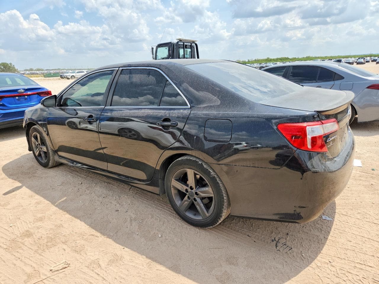 2012 Toyota Camry Se - foto 2