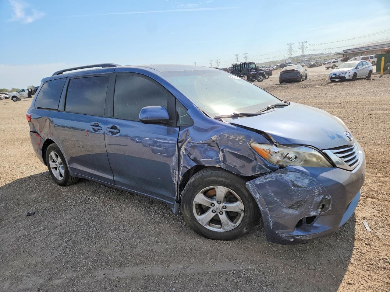 2015 Toyota Sienna Le - foto 4
