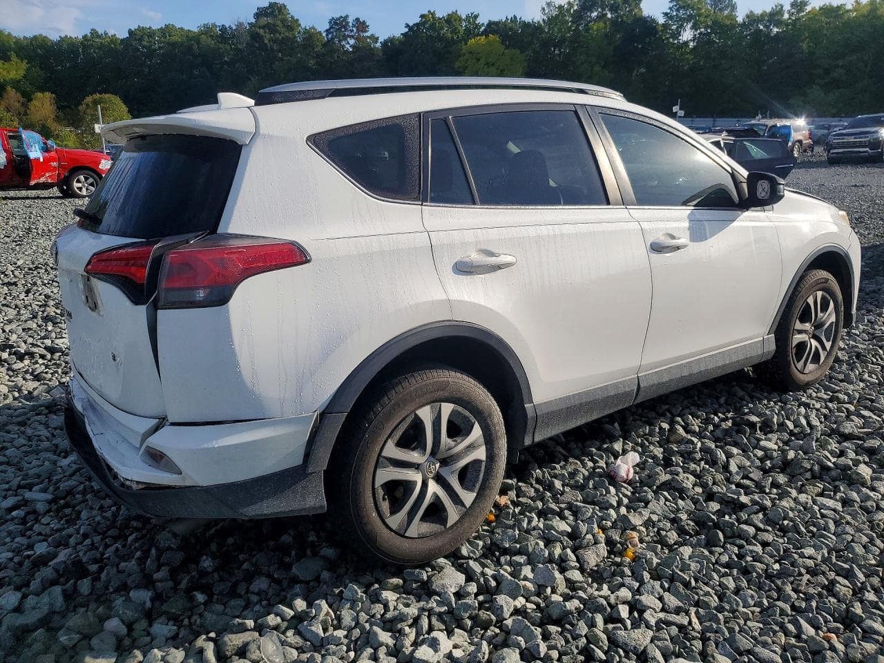 2018 Toyota Rav4 Le - foto 3