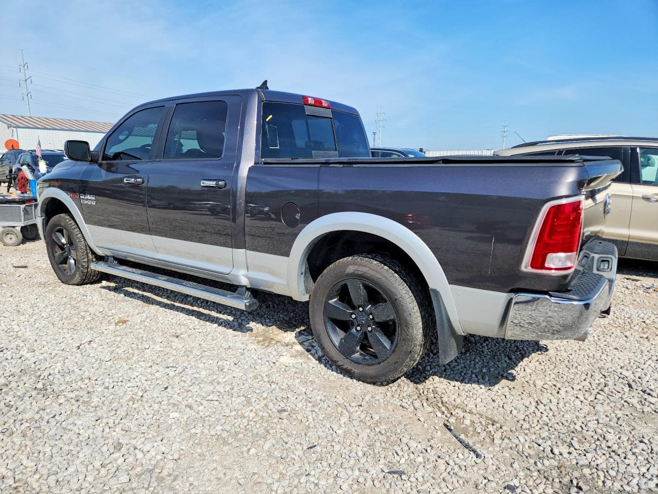2017 Ram 1500 Laramie - foto 2