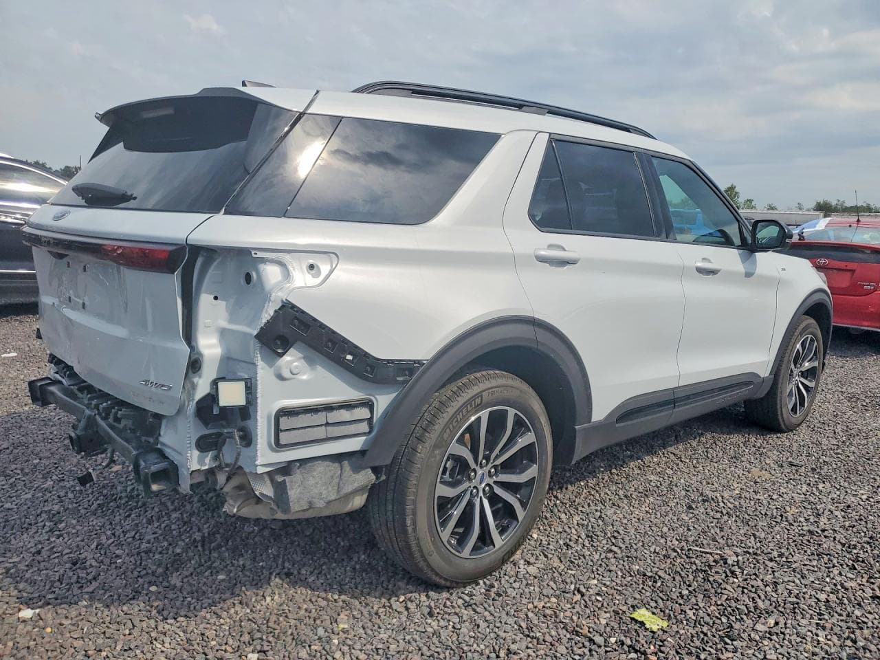 2026 Ford Explorer St-Line - foto 3