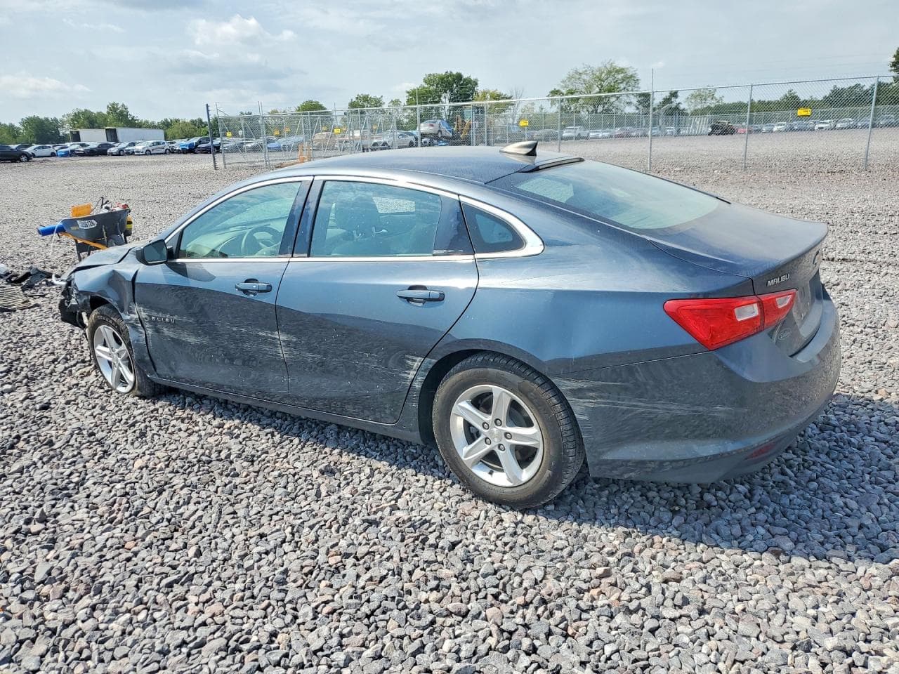 2021 Chevrolet Malibu Ls - foto 2