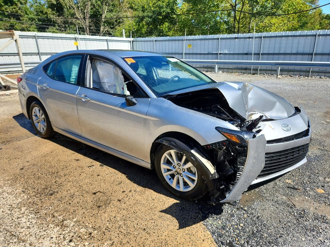 2025 Toyota Camry Le - foto 4