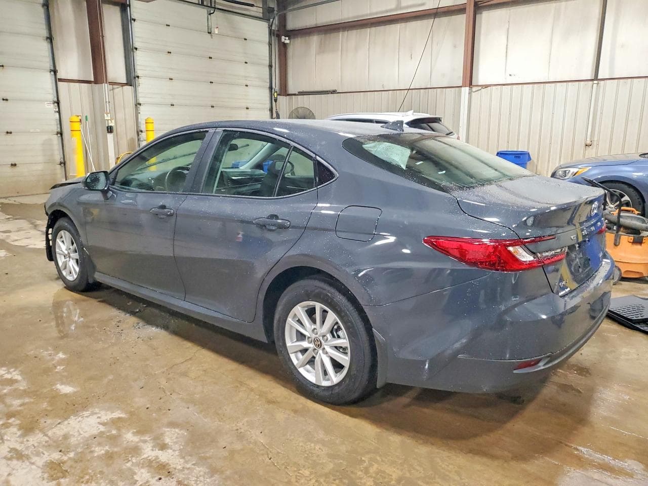 2026 Toyota Camry Le - foto 2