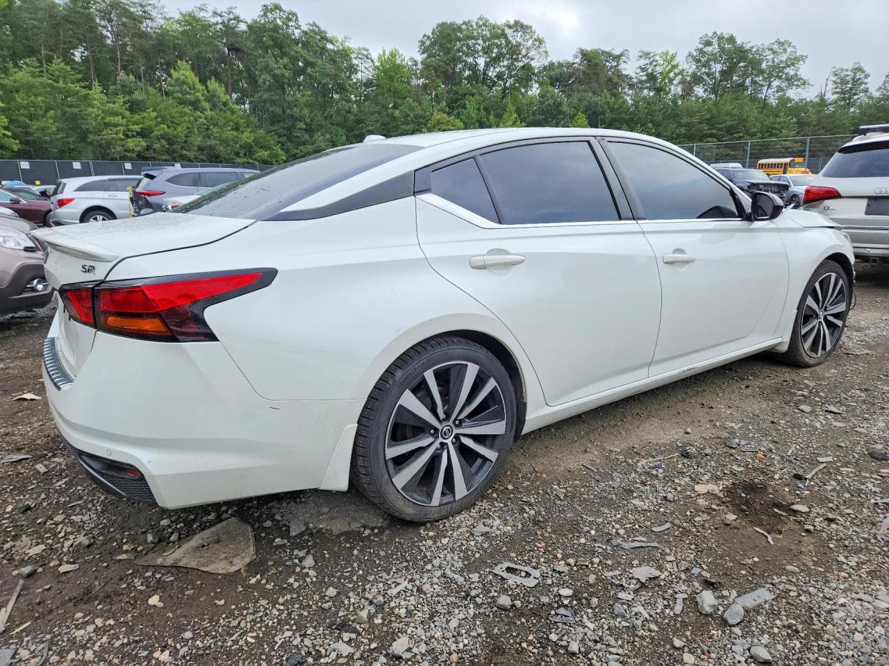 2022 Nissan Altima Sr - foto 3