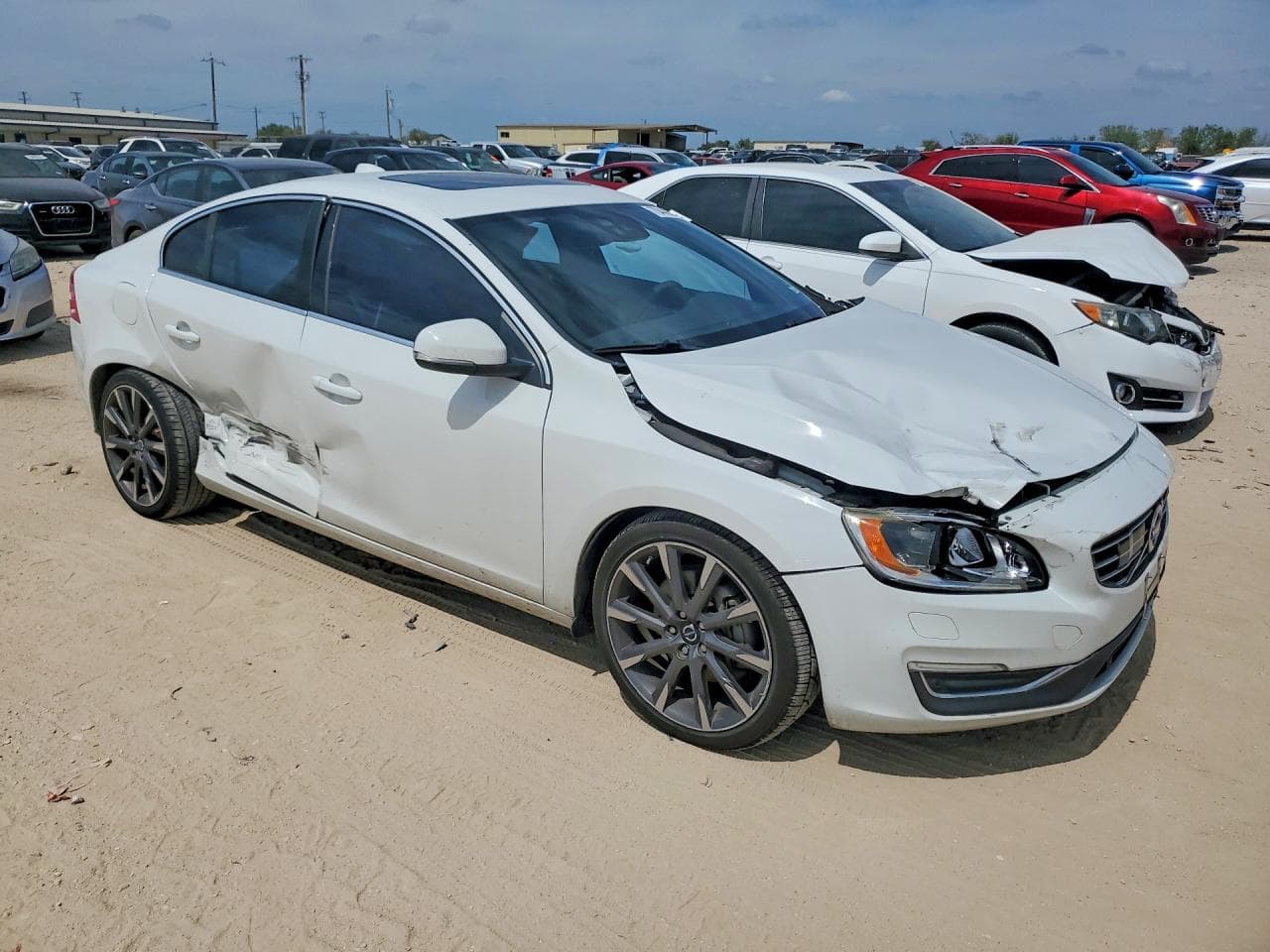 2015 Volvo S60 Platinum - foto 4