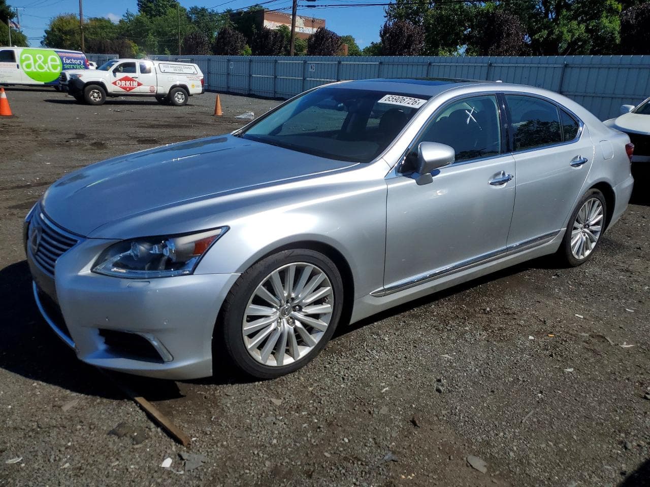 Lexus LS 2017 z USA