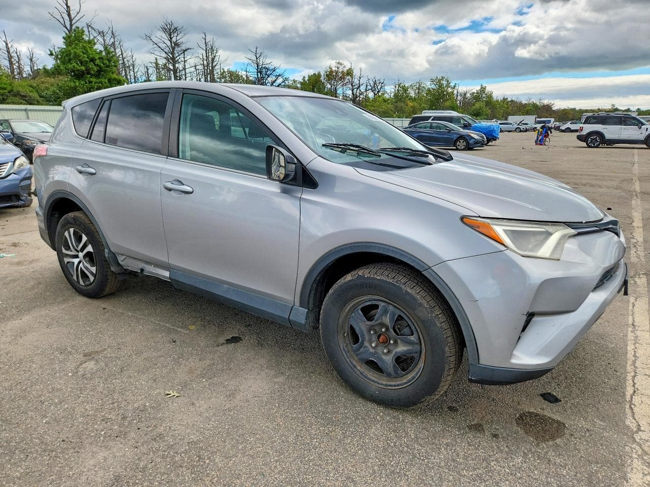 2018 Toyota Rav4 Le - foto 4
