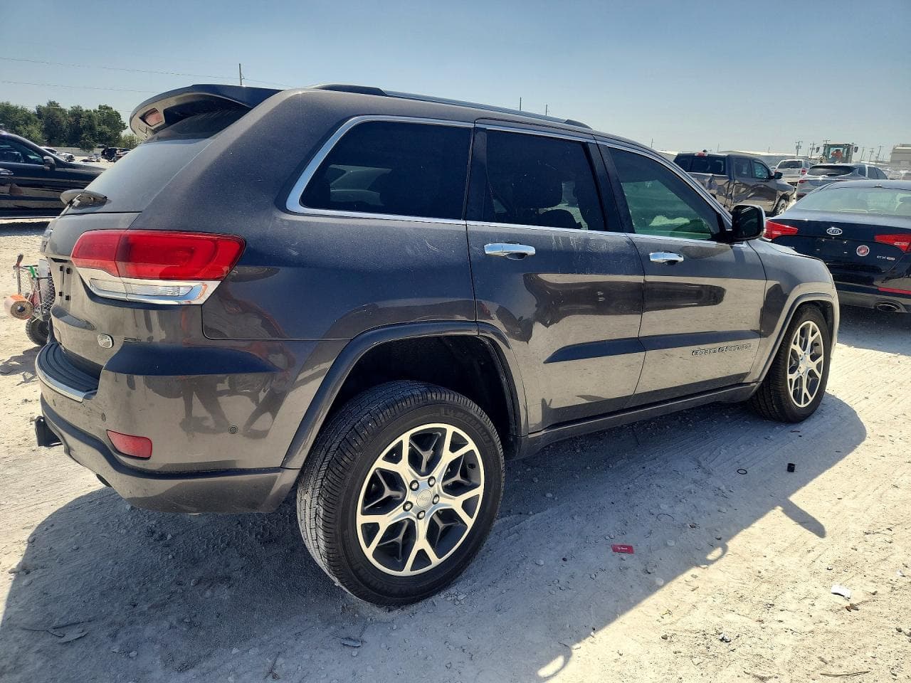 2020 Jeep Grand Cherokee Overland - foto 3