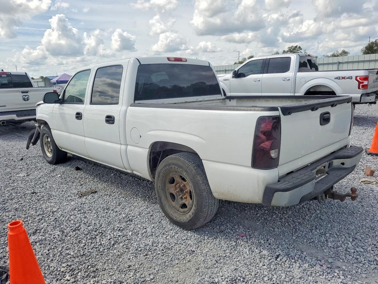 2004 Chevrolet Silverado C1500 - foto 2