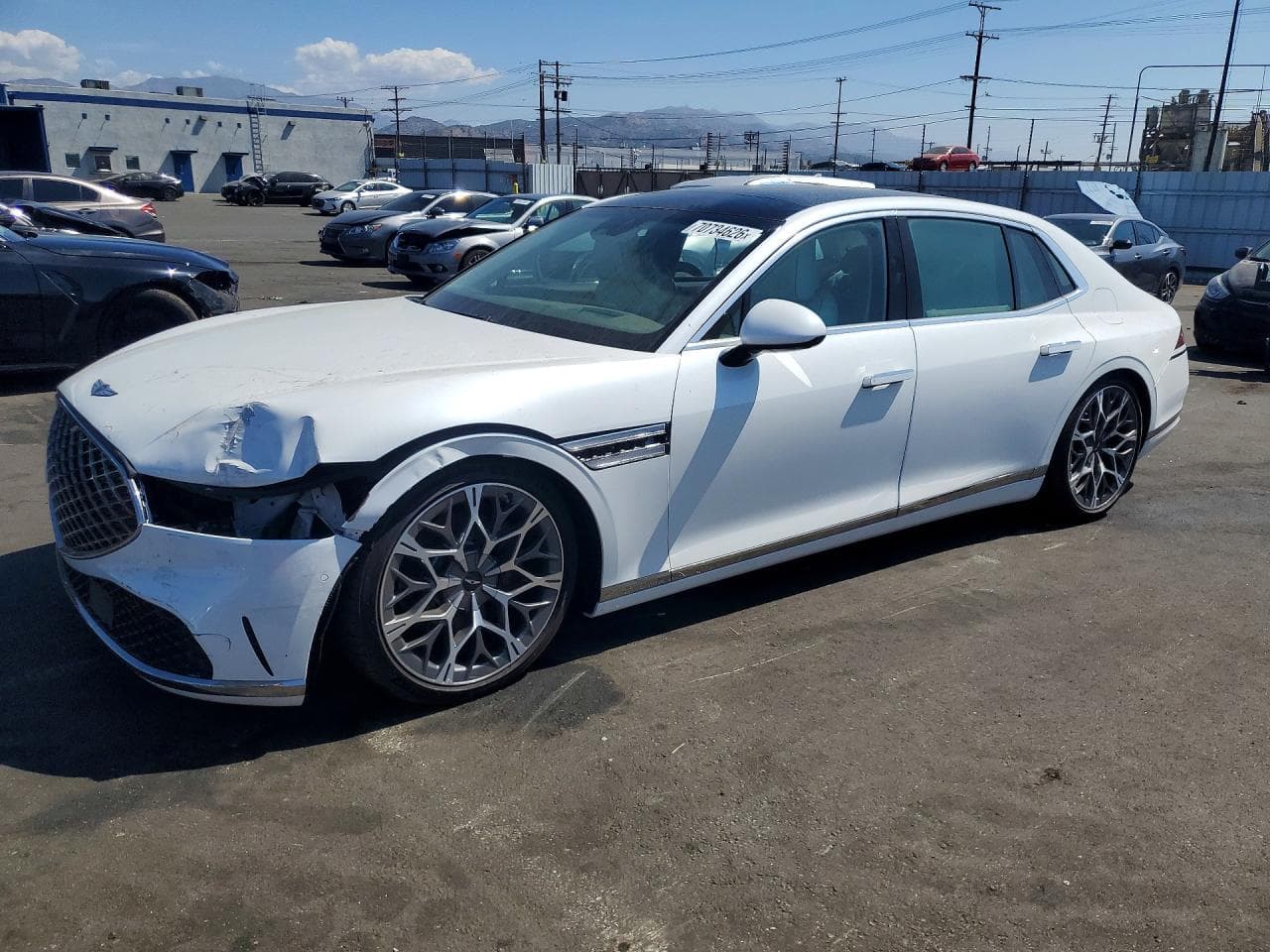Genesis G90 2025 z USA