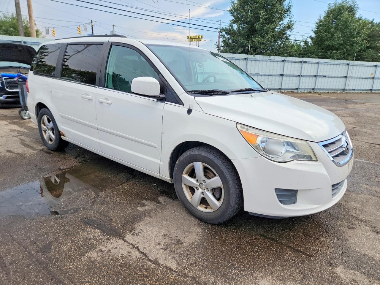 2011 Volkswagen Routan Se - foto 4