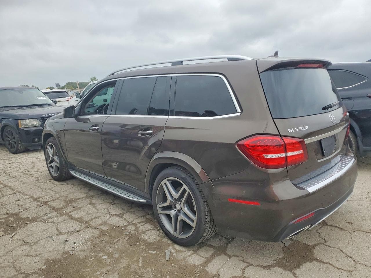 2017 Mercedes-Benz Gls 550 4Matic - foto 2