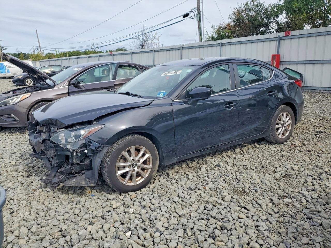 Mazda 3 2016 z USA
