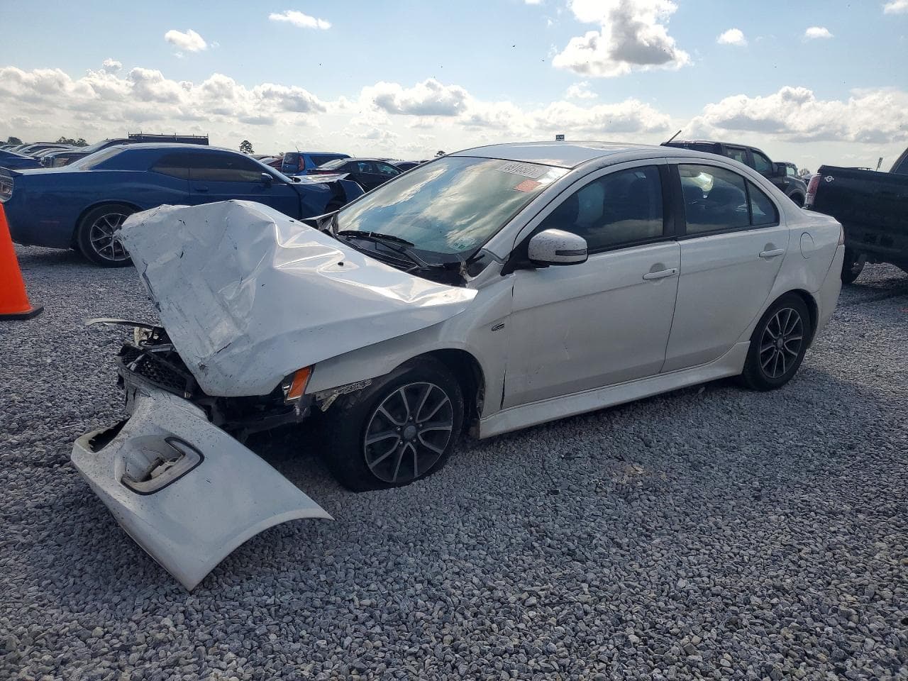 Mitsubishi Lancer 2017 z USA