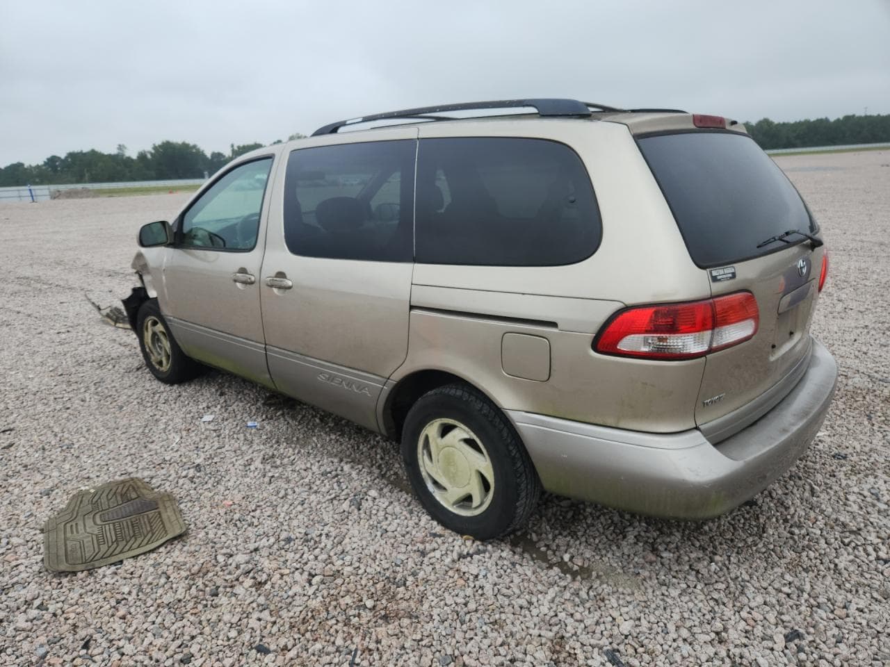 2002 Toyota Sienna Le - foto 2