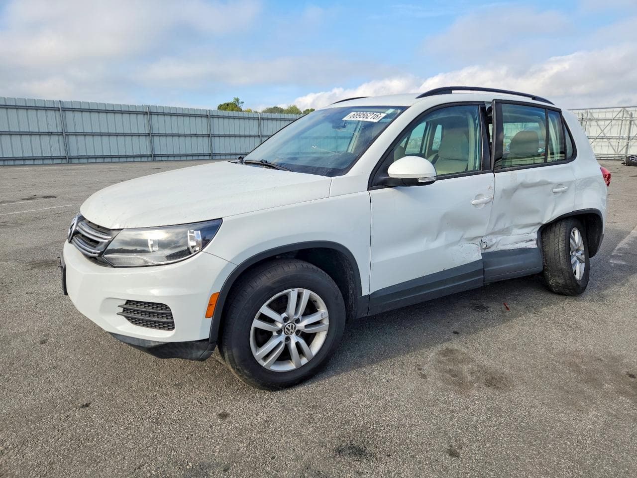 Volkswagen Tiguan 2016 z USA