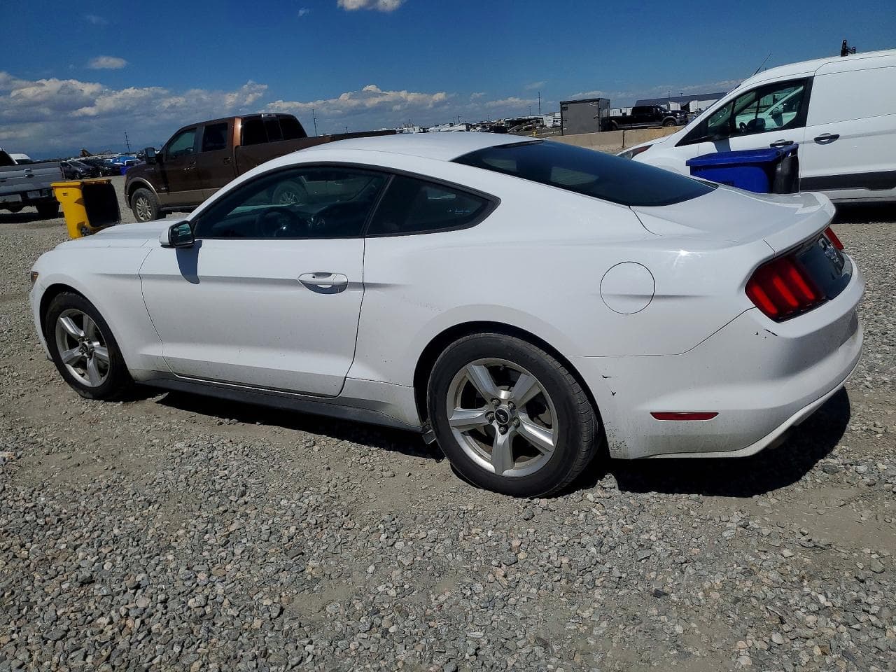 2016 Ford Mustang - foto 2
