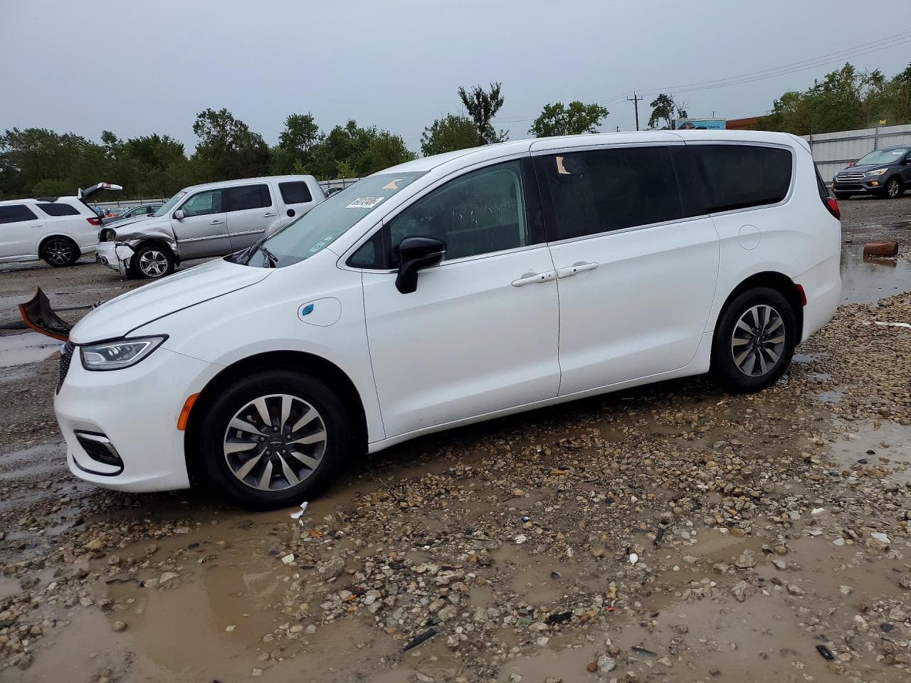 Chrysler Pacifica 2024 z USA