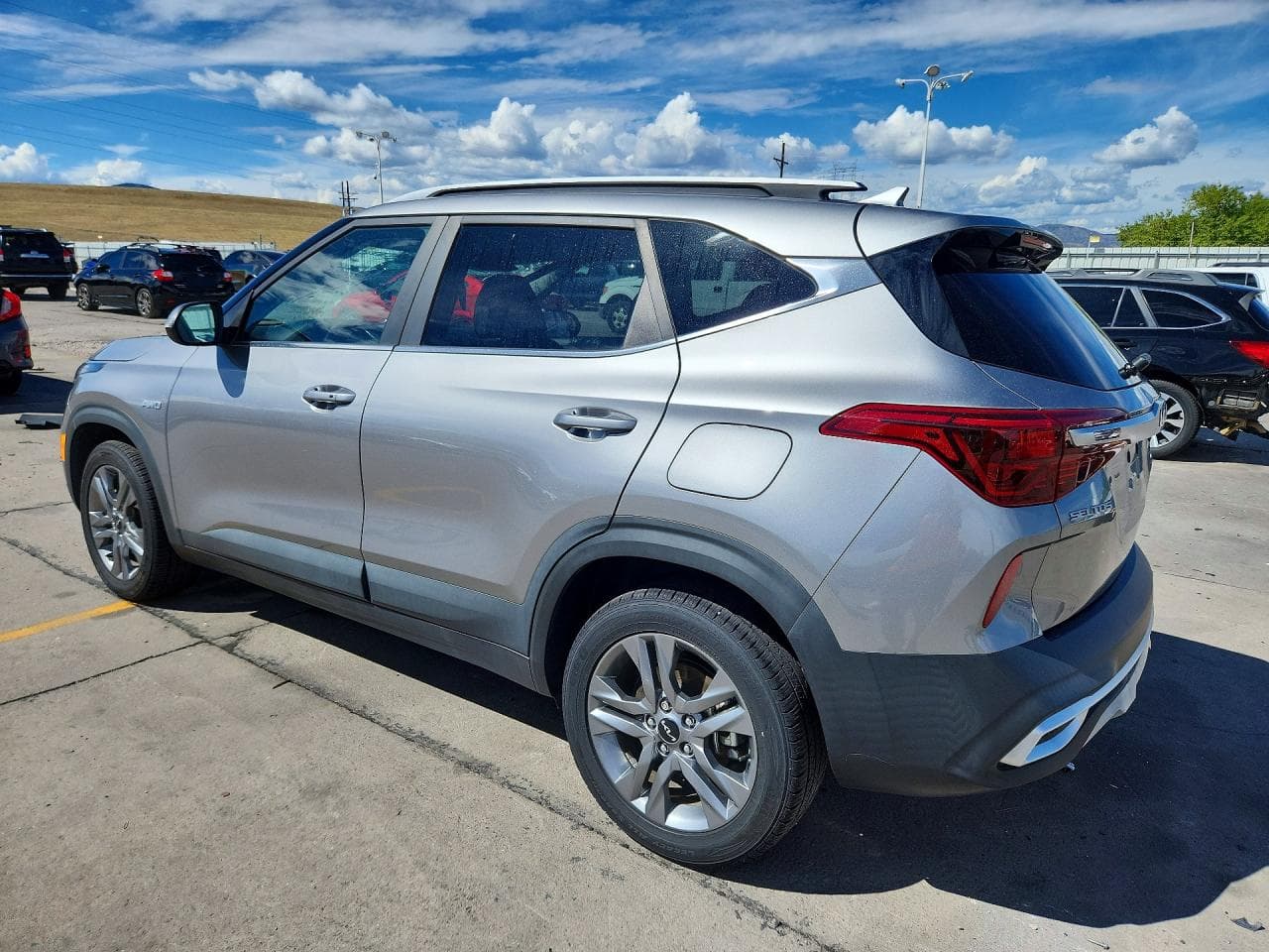 2023 Kia Seltos S - foto 2