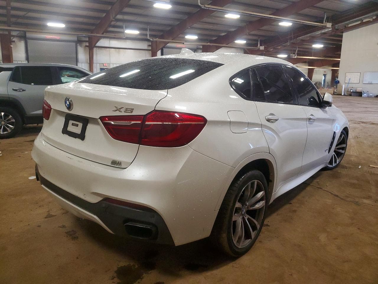 2015 BMW X6 xDrive50I - foto 3