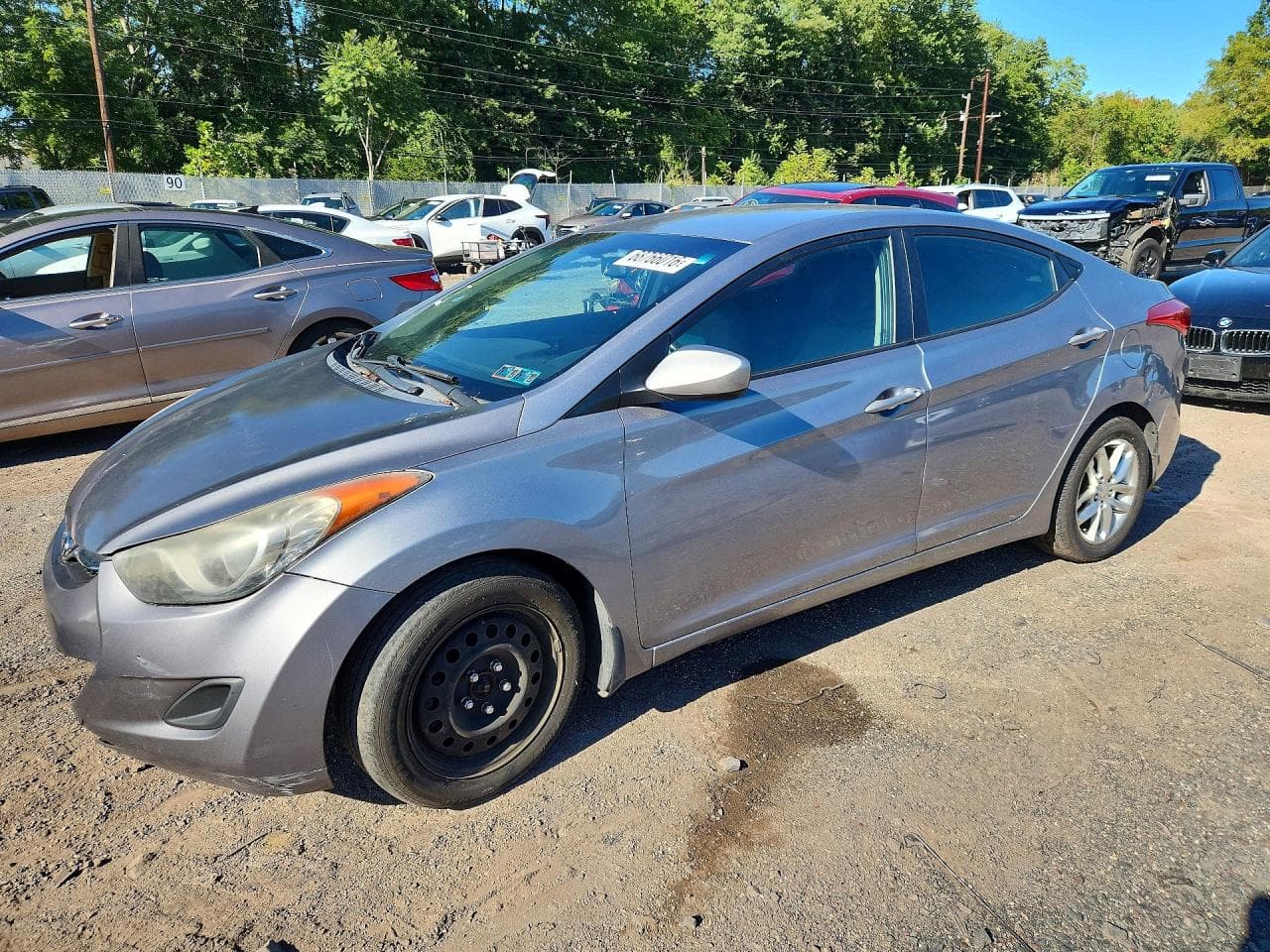 Hyundai Elantra 2013 z USA