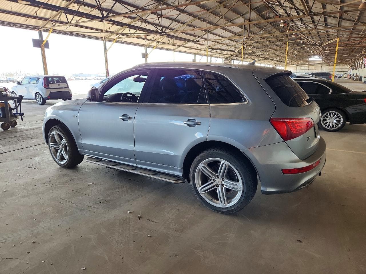 2010 Audi Q5 Premium Plus - foto 2