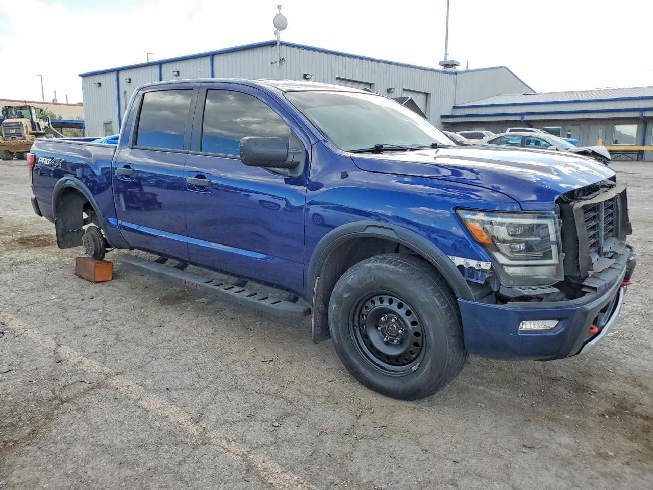 2021 Nissan Titan Pro-4X - foto 4