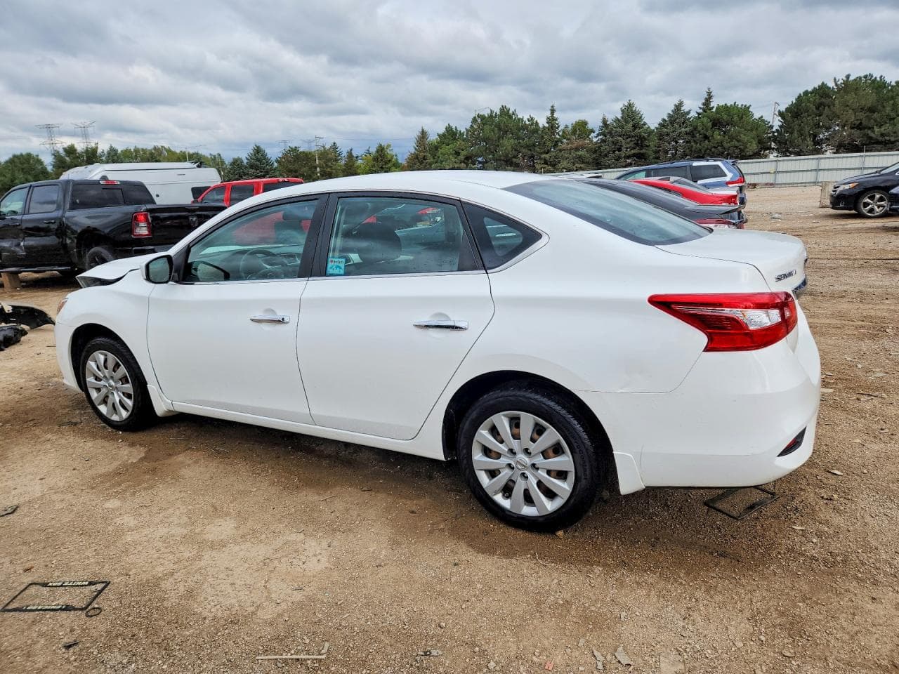 2016 Nissan Sentra S - foto 2