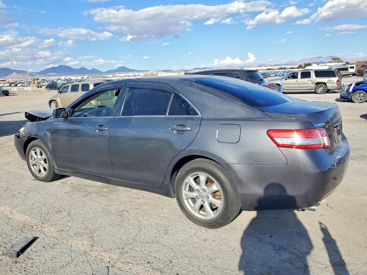 2011 Toyota Camry Le V6 - foto 2