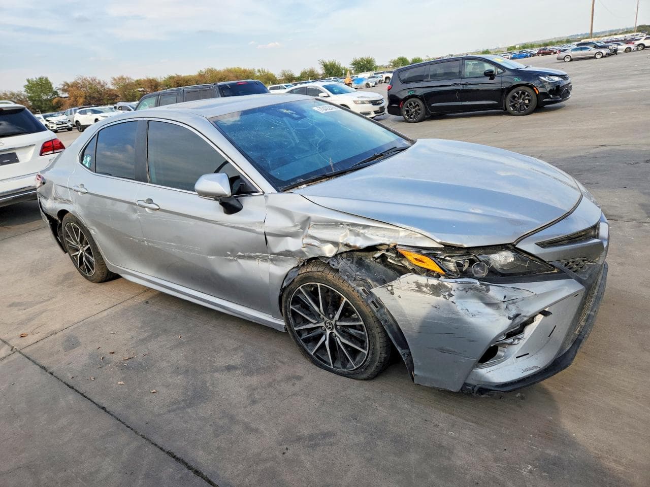 2021 Toyota Camry Se - foto 4