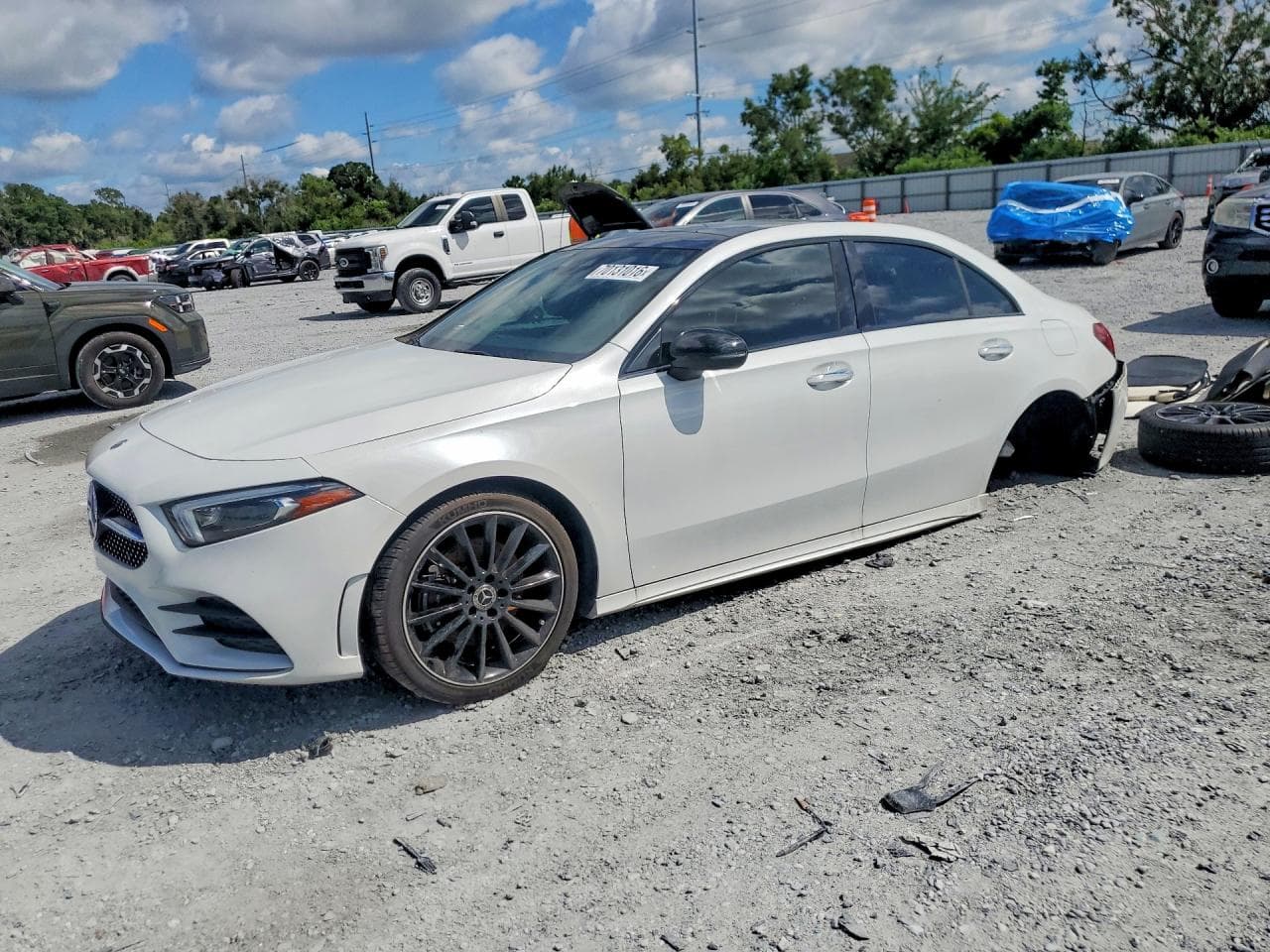 Mercedes-Benz A-klasse 2019 z USA