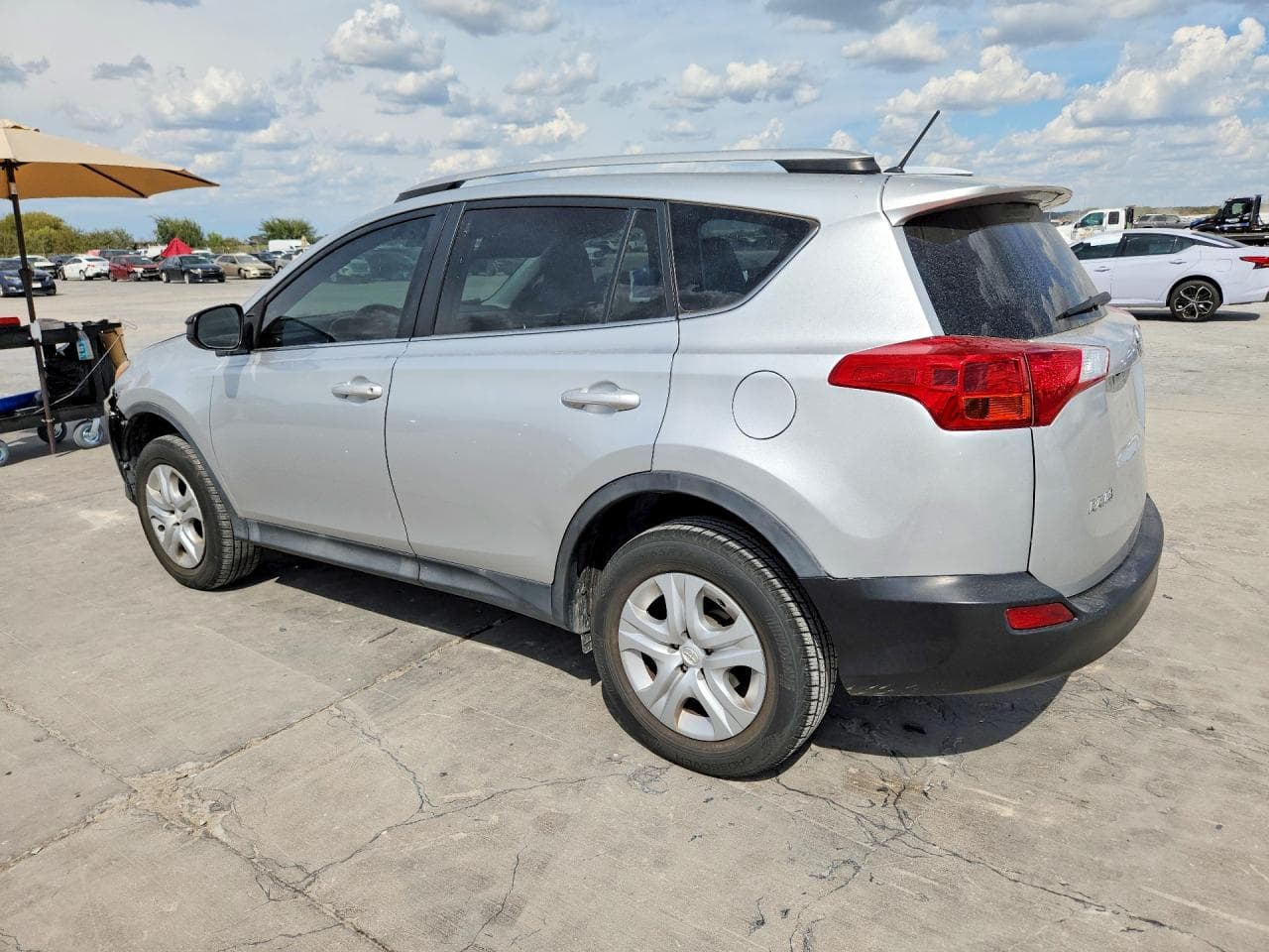 2015 Toyota Rav4 Le - foto 2