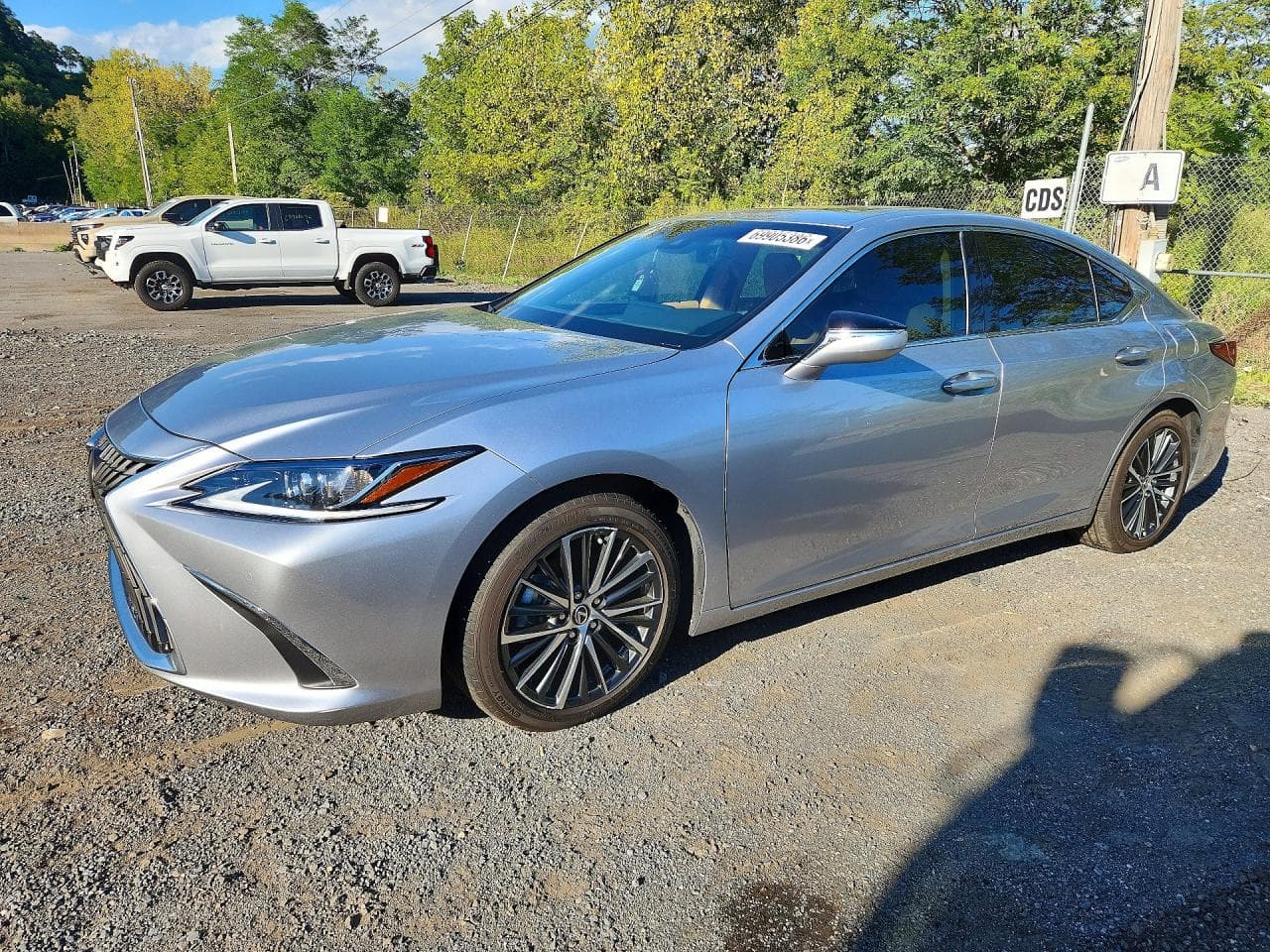 Lexus ES 2025 z USA