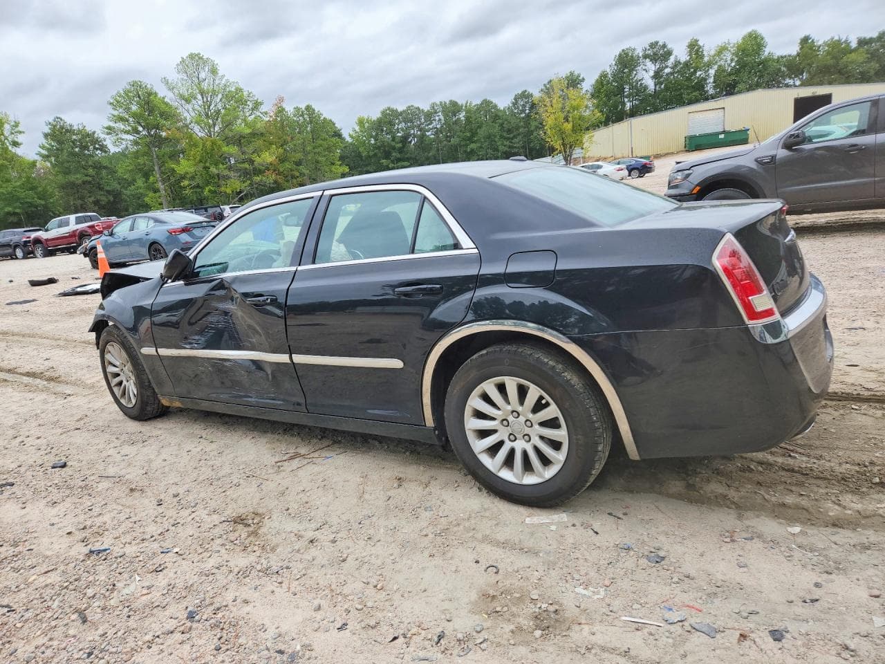 2013 Chrysler 300 - foto 2