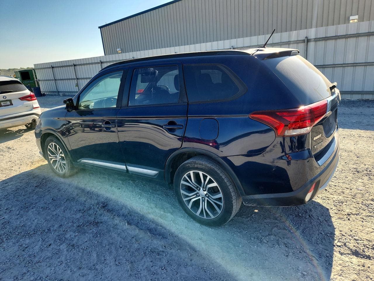 2016 Mitsubishi Outlander Se - foto 2